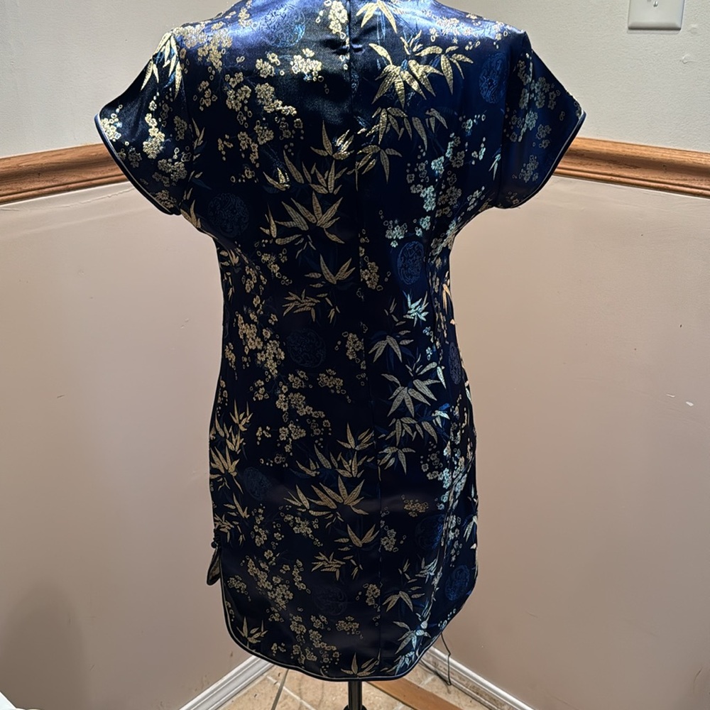 Geisha Women’s Dress - image 5